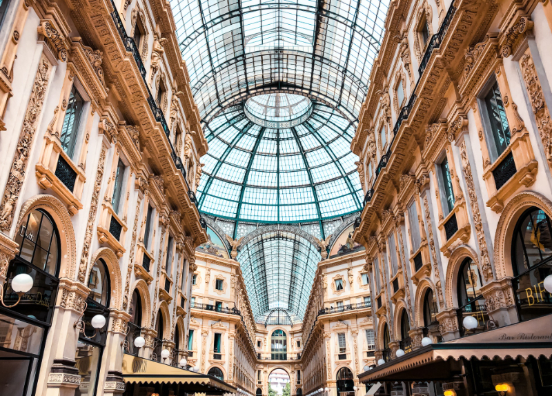 Negozi, investire a Milano rende di più